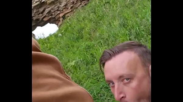 Get sucked off by Blokewelshxxx1 on one of our hikes in the Highlands ??????Would you join in if y ...