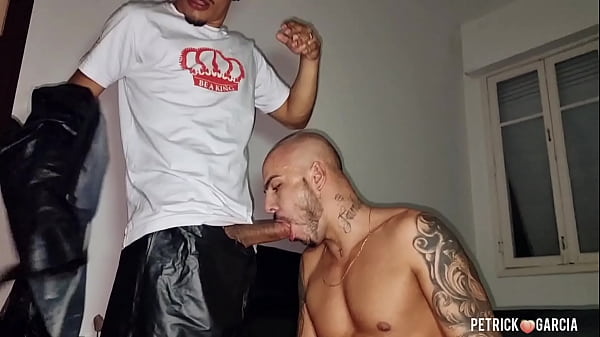 Download Video - O motoboy deu mole e o cliente chupou e sentou &lpar;Henrique donatto&rpar;