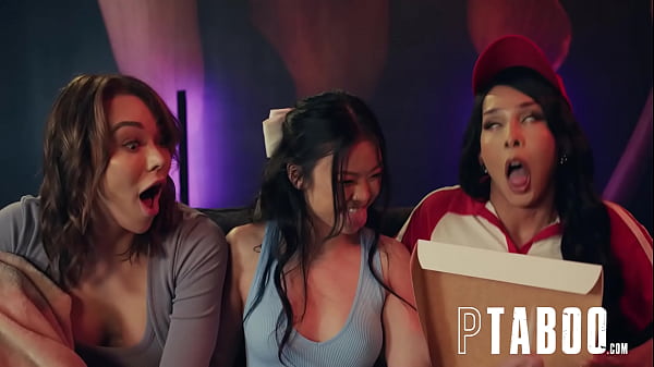 Download Video - Movie Night Lulu Chu&comma; Emma Rose&comma; Valeria Atreides