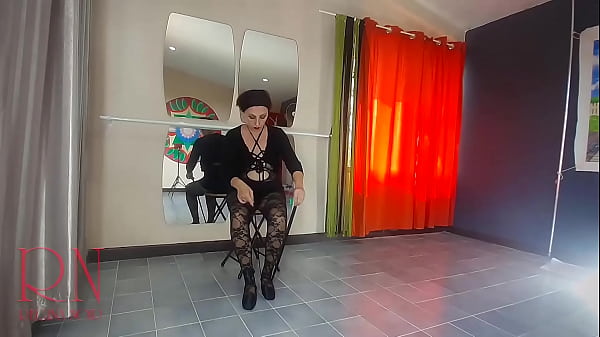 Spank ballerina's ass. Punish a bad dancer (Regina Noir). The teacher scolds, fucks in the mouth and in the pussy Domination at the ballet class. SHORT VIDEO 1