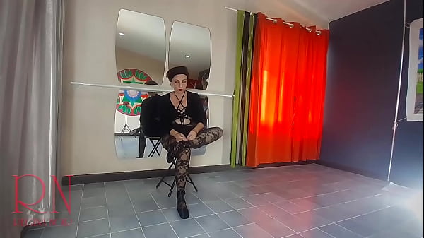 Spank ballerina's ass. Punish a bad dancer (Regina Noir). The teacher scolds, fucks in the mouth and in the pussy Domination at the ballet class. SHORT VIDEO 1