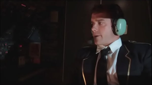 Flight attendent gets fucked in the cockpit