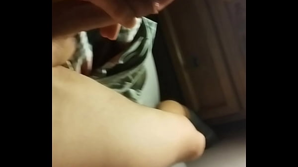 Download Video - romix XXX masturbando Solo in casa  i corriendo