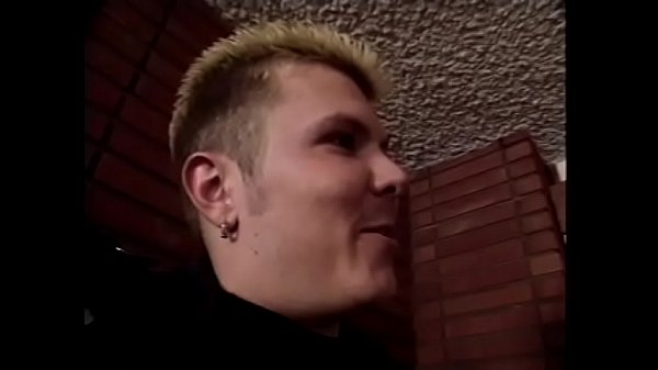 Download Video - Chocolate skin tranny in stockings gets fucked by stud and eats cum