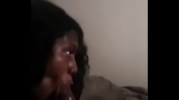 thumb neck