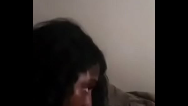 thumb neck