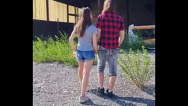 Petite balade au Soleil dans un zone industrielle soit disant abandonn&eacute;e ... OU...