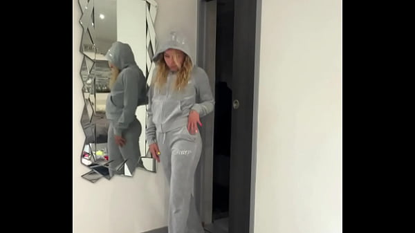 Entrainement anal avec mes plus gros godes