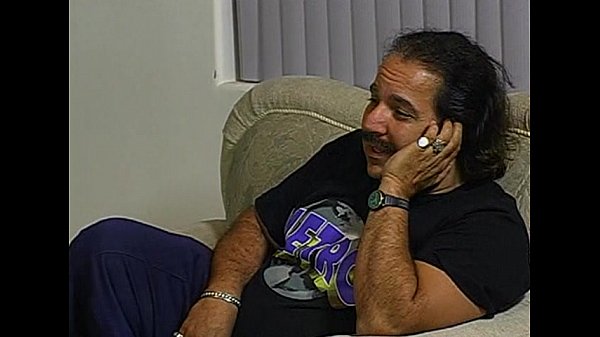 Download Video - Metro - Ron Jeremy Venice Beach - scene 4 - extract 1