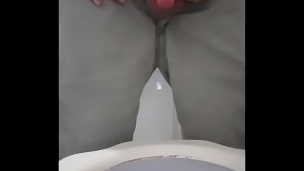 Download Video - Mi faccio una pisciata