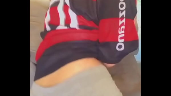 Eu dançando,vem me comer