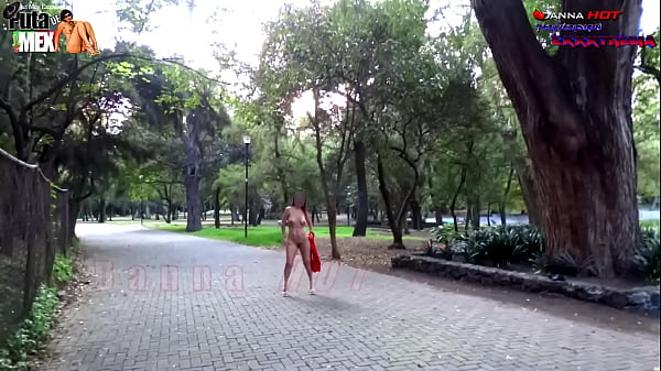 THE LATIN WHORE DANNA HOT NUDE IN PUBLIC AND SUCKING A STRANGER'S COCK IN CHAPULTEPEC