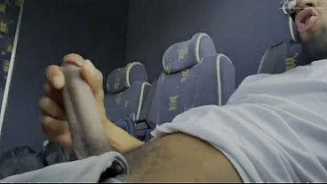 Download Video - Public bus jerkoff