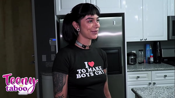 Country stepmother and stepdaughter have lesbian sex for the first time