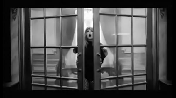 Taylor Swift moaning