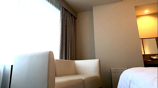 part1 Impossible-to-imagine impatient technique! Thorough ejaculation control by a sexy beauty! Her eyes are glued to her exquisite body! She gives a thick blowjob and gets fucked raw in a row!