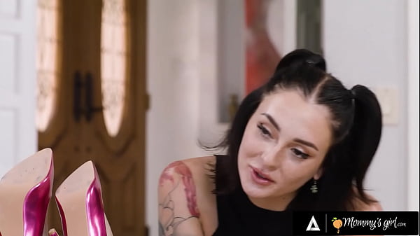 Download Video - MOMMY'S GIRL - Gamer Melody Marks & Bestie Discover Stepmom Bridgette B Was Their Rival All Along&excl;