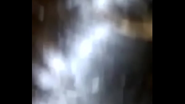 Download Video - LE ESCUPE