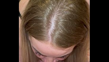 Step mom suck he’s big dick, he stay relax in bed and she work on he’s dick