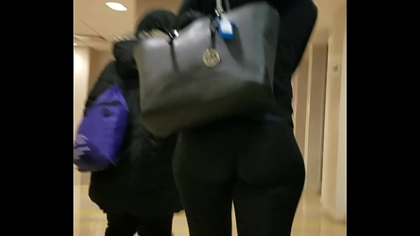 thumb college thot