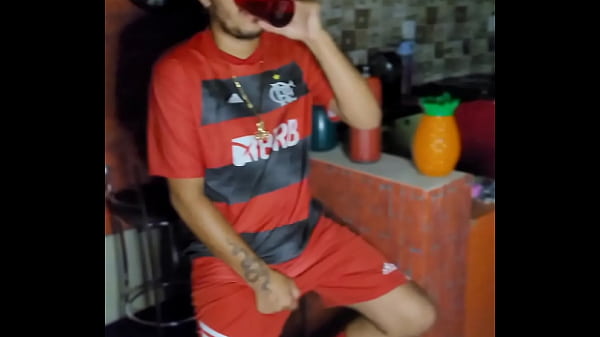 Download Video - O Flamenguista Apertado Foi na Casa do Par&ccedil;a