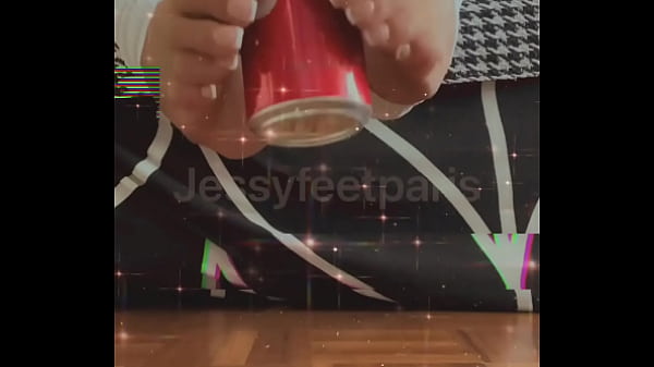 Tease Ignore Cam Become a Fan 23 sec