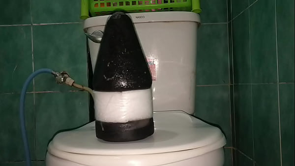 Download Video - Stretching my Ass to the Maximum on a modified 11cm diameter wide Butt Plug in slow motion&period;