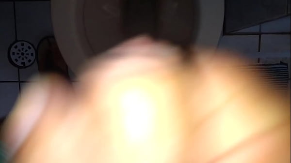 É pequenim fala mal ninguém