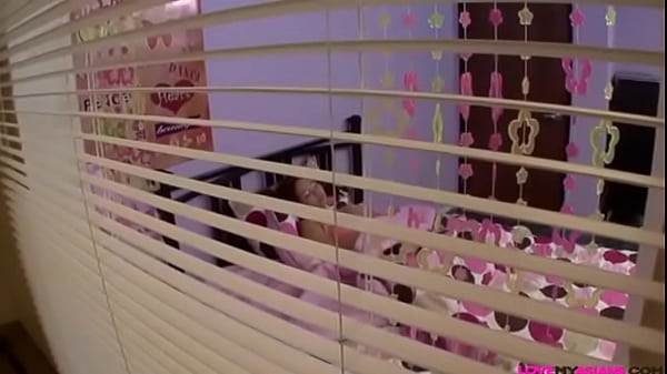 Horny slut can not sleep