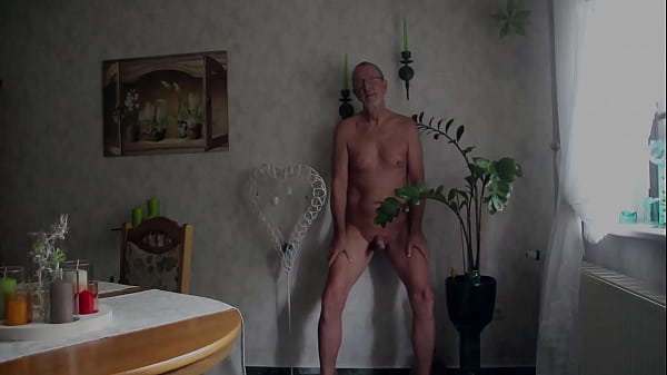 Download Video - Nackedei wichst 323