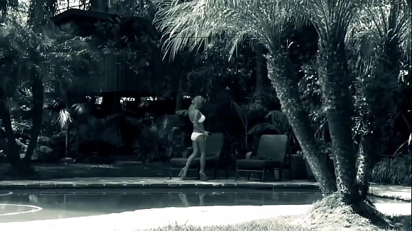 Aubrey Addams an unfaithful slut with tattoos and gold hair gets penetrated in her pussy