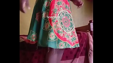 Sexyjayla254 crossdresser stripping and showing off her body
