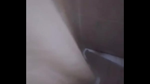 Le Garçon M'envoie Une Vidéo De La Façon Dont Il Se Branle