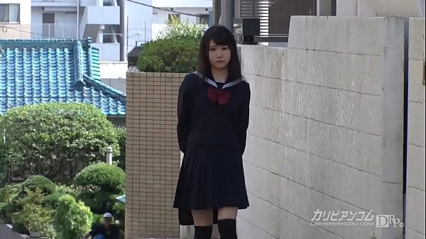 Momoki Nozomi, who looks great in her uniform, heads to Tokotoko and her favorite uncle's house today 1