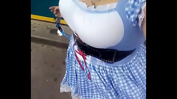 LoveDjOrale showing Ass in Public Tease