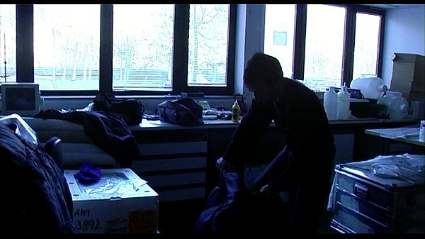 9 Songs [720p]   (2004)
