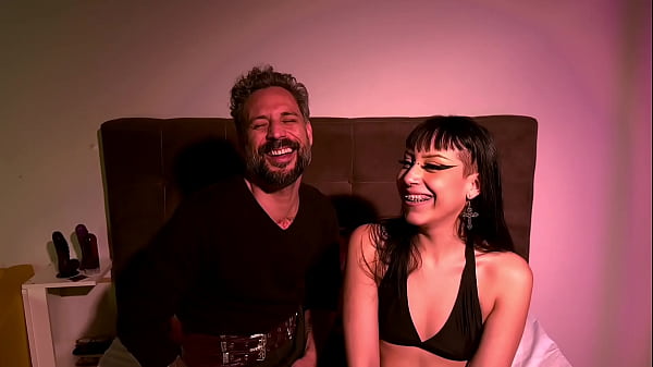 I LOVE SUCKIN' OLDER MEN'S DICKS AND I GET ALL WET