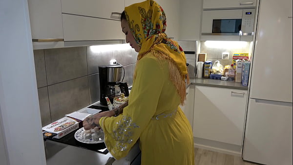 Download Video - Horny Stepson Fucked His Big Ass Arab Stepmom In Hijab