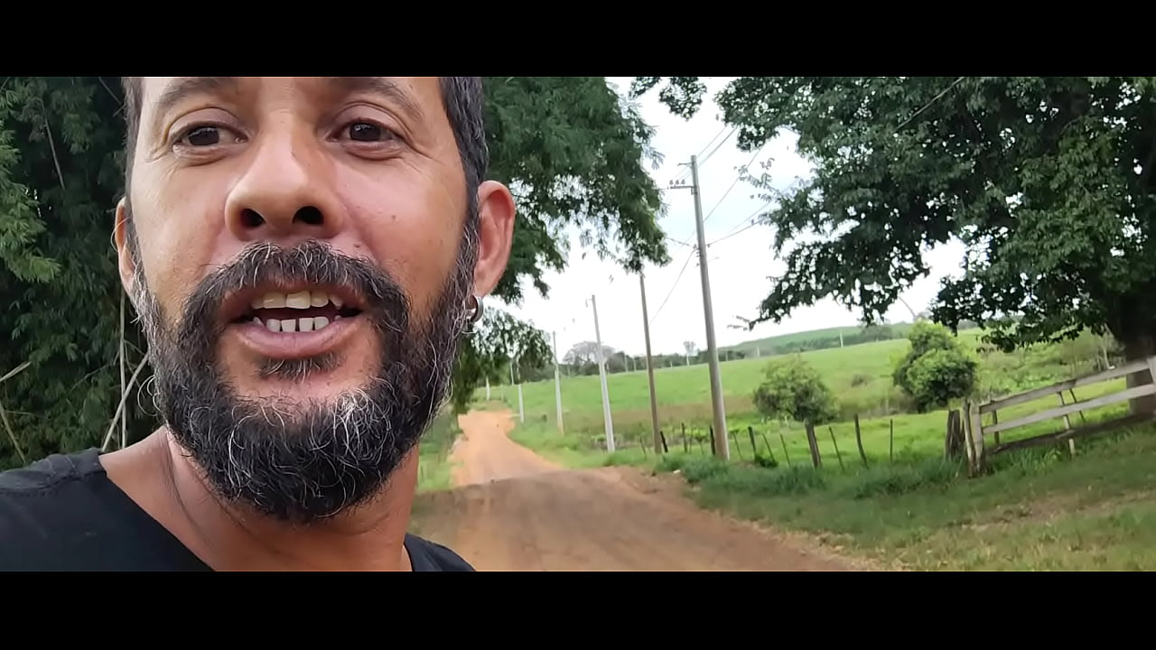 De vuelta a mis orígenes - 20 de abril de 2025
                   amateur homemade solo brazil gay new beard handsome man average proportions muchos negros