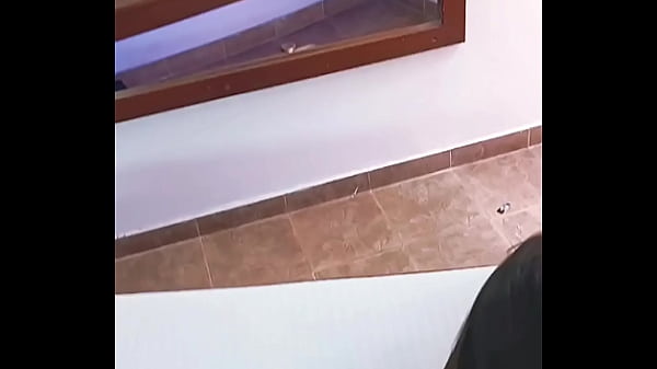 Download Video - Sexo casero real entre cu&ntilde;ados en un motel