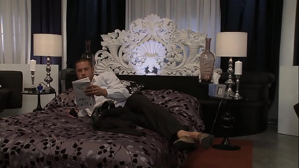 A threesome with Allison Pierce and Nikki Rhodes two sluts love getting fucked by a big cock