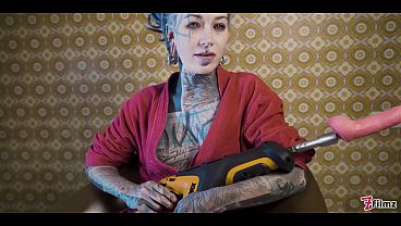 18-YEAR-OLD with a GREAT ASS Fucked in POV!