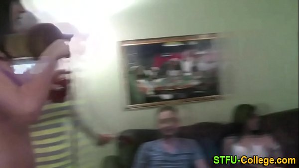 Exclusivo Amateur teen sperm faced