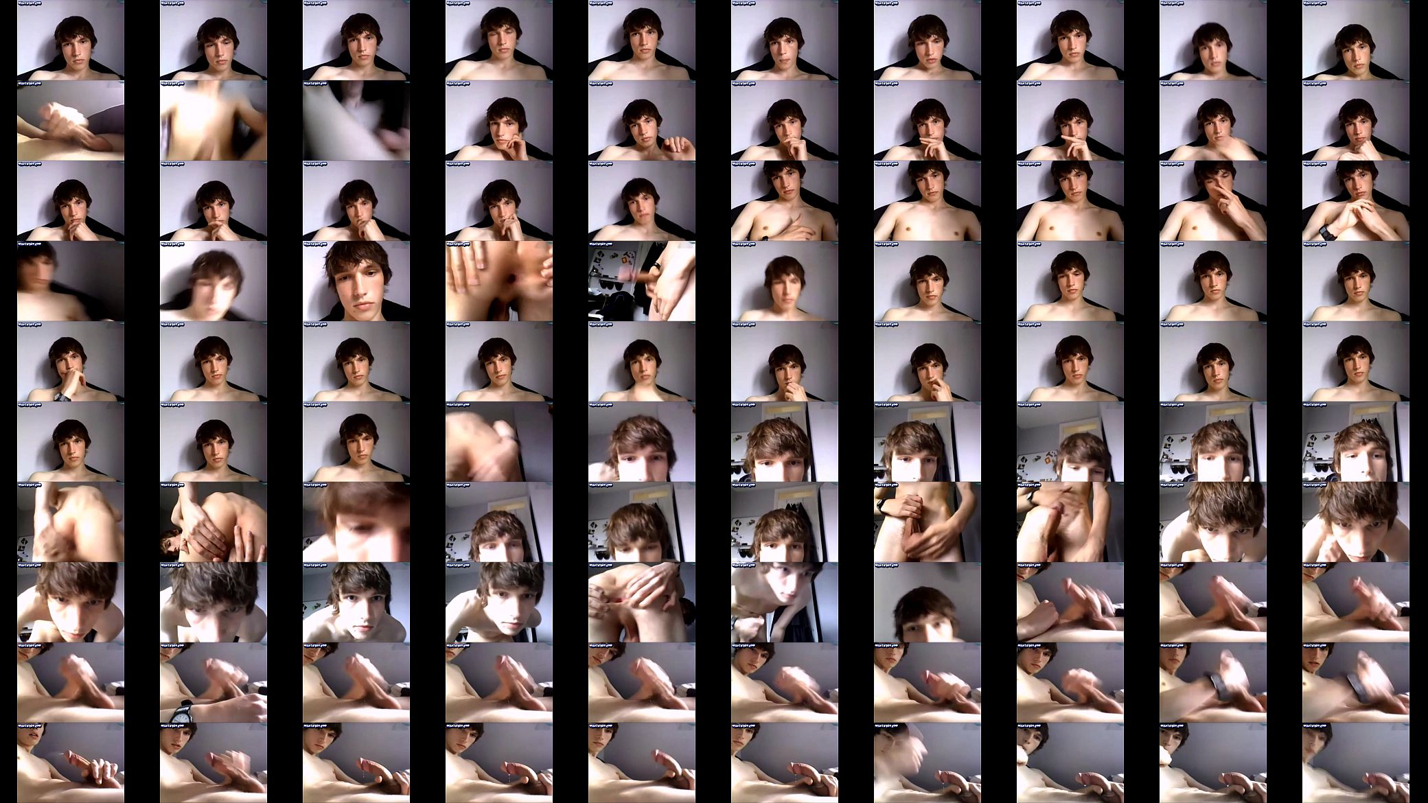 Boy Shows Webcam 预览图