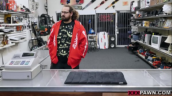 Getting OFF to keep the Lights ON - XXXPAWN
