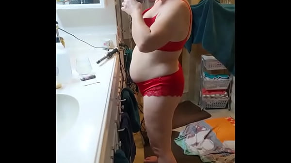 Hotwife Steffi xmas elf 2 pussy dance (dirty bit)