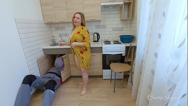 Download Video - Lucky plumber