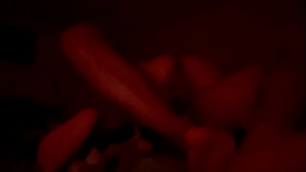 Baiser Avec Une Petite Pute Riche