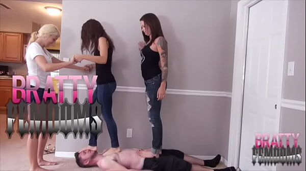 thumb hard trampling threesome