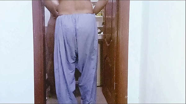 Femdom piss in mouth. Pussy licking orgasm in bathroom. Golden rain. Ep 23901